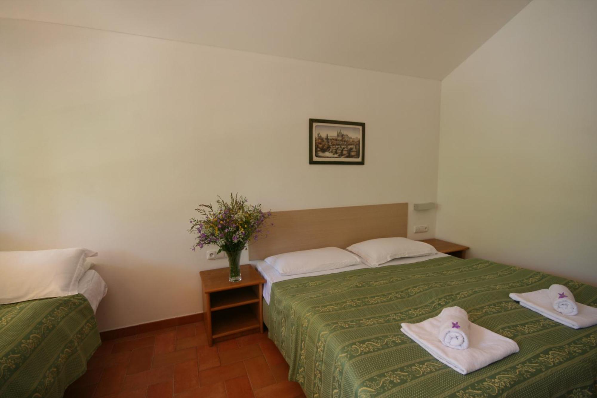 Resort Beach Nova Zivohost Krecovice ภายนอก รูปภาพ